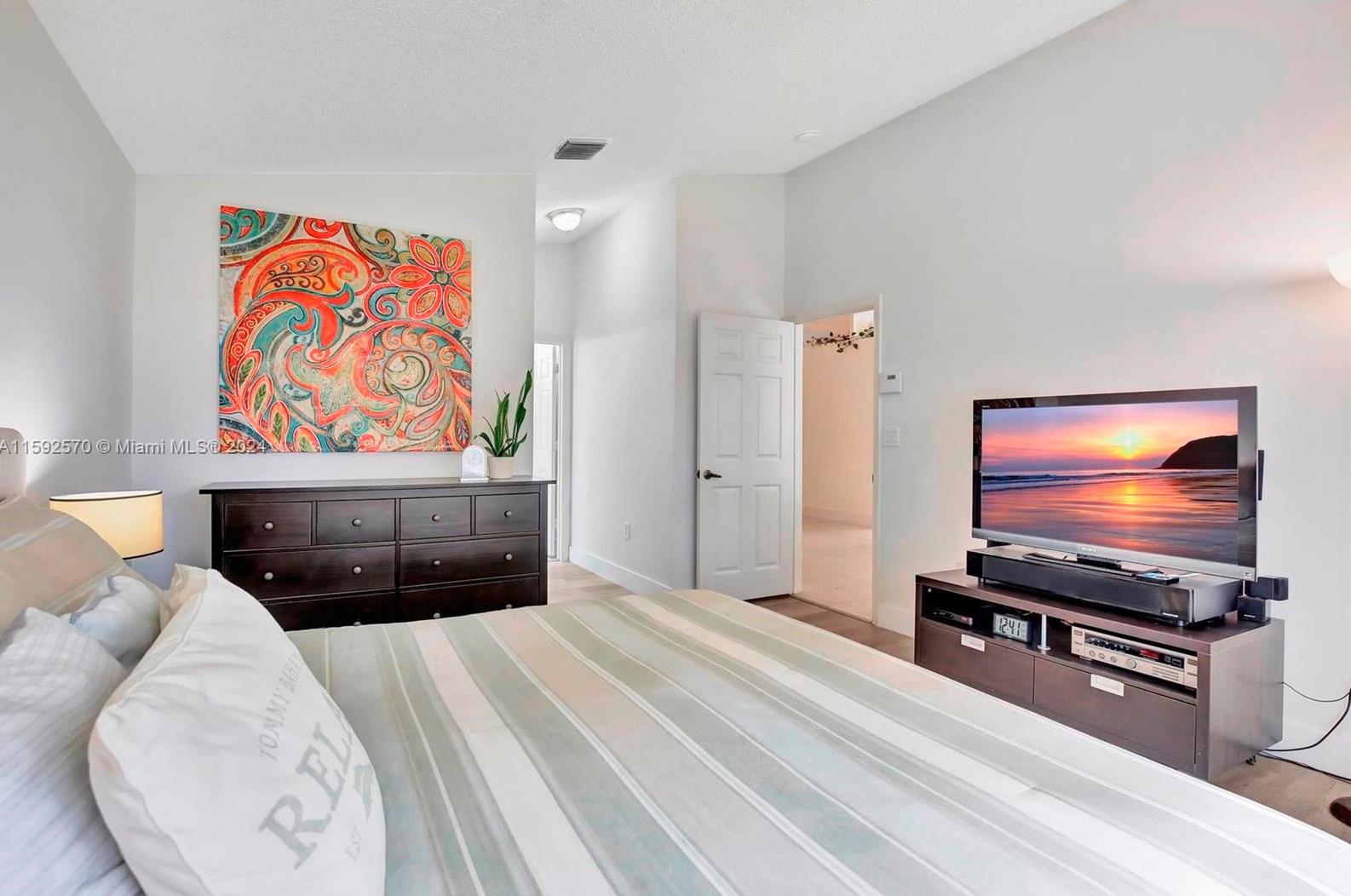 14352 14 Ct, Hollywood FL 33025-3309 exterior