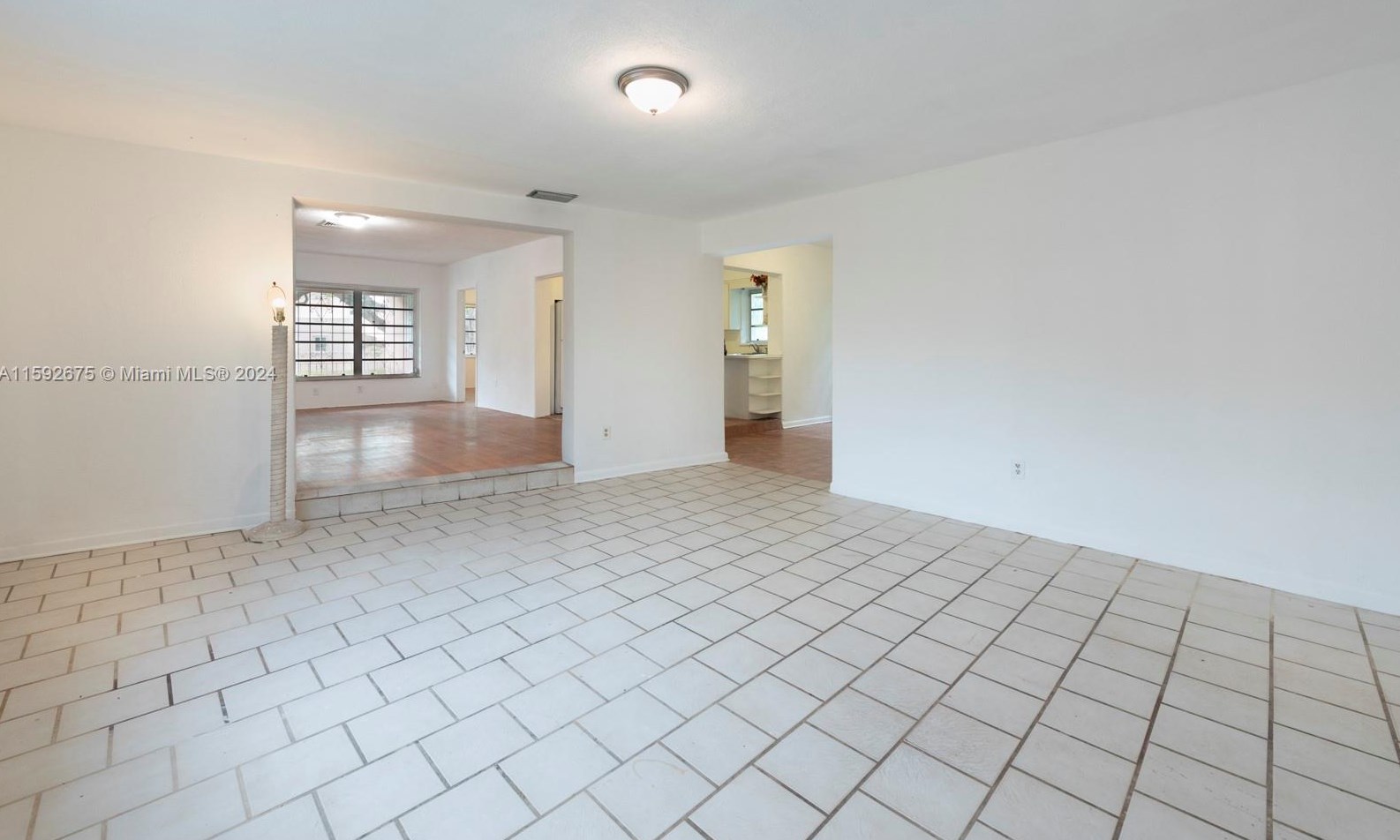 795 94 St, Miami FL 33138-2914 exterior