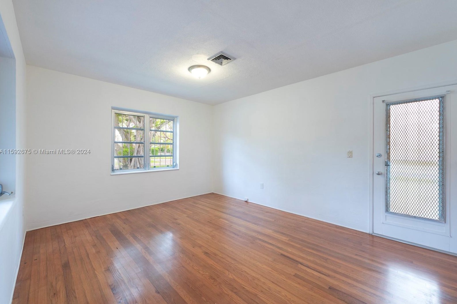 795 94 St, Miami FL 33138-2914 exterior