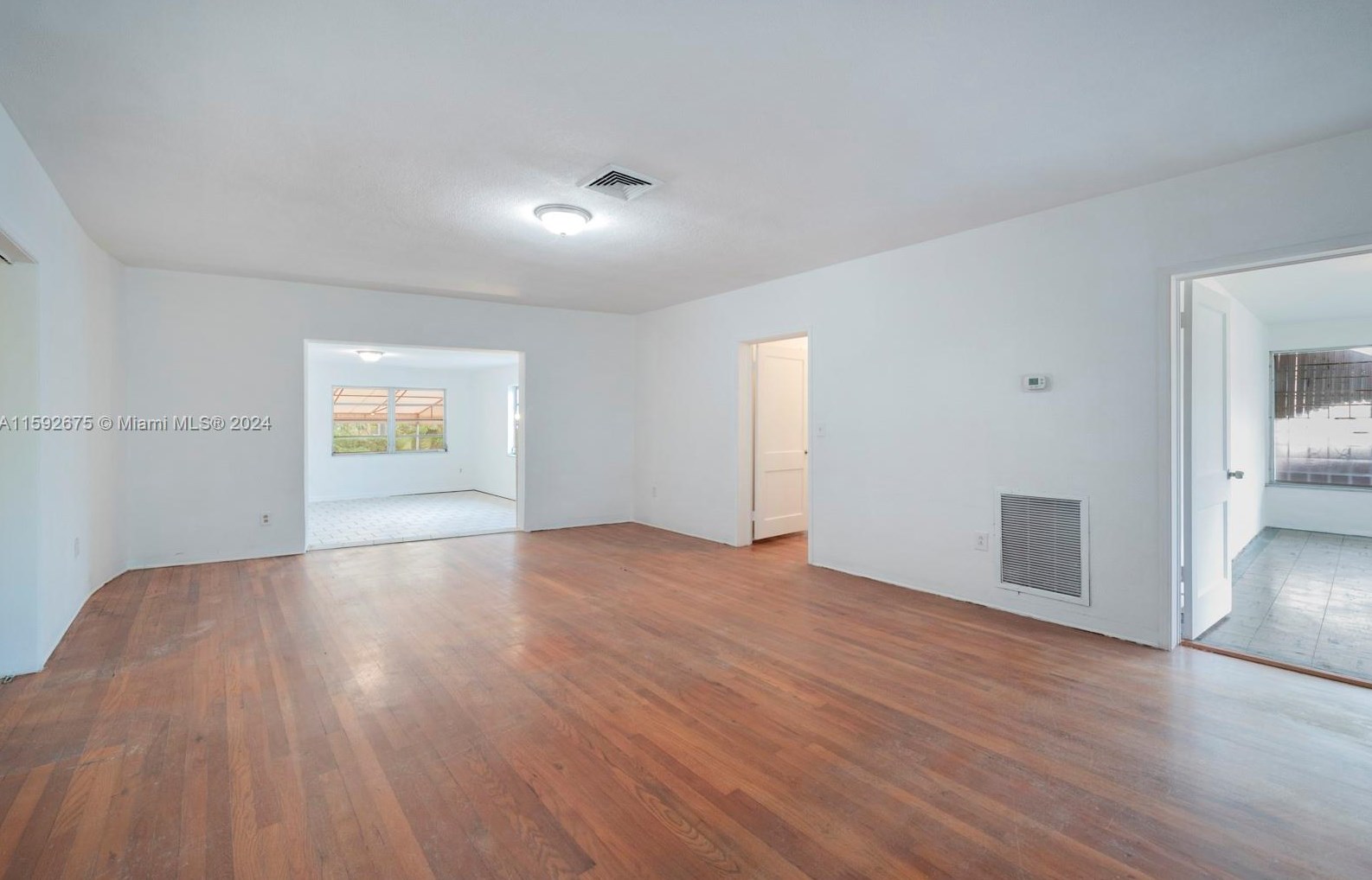 795 94 St, Miami FL 33138-2914 exterior