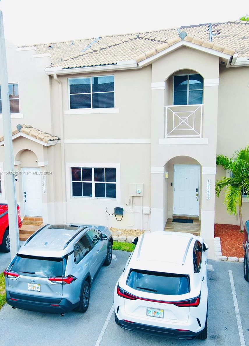 16609 Nw 73rd Ave, Hialeah, FL 33014