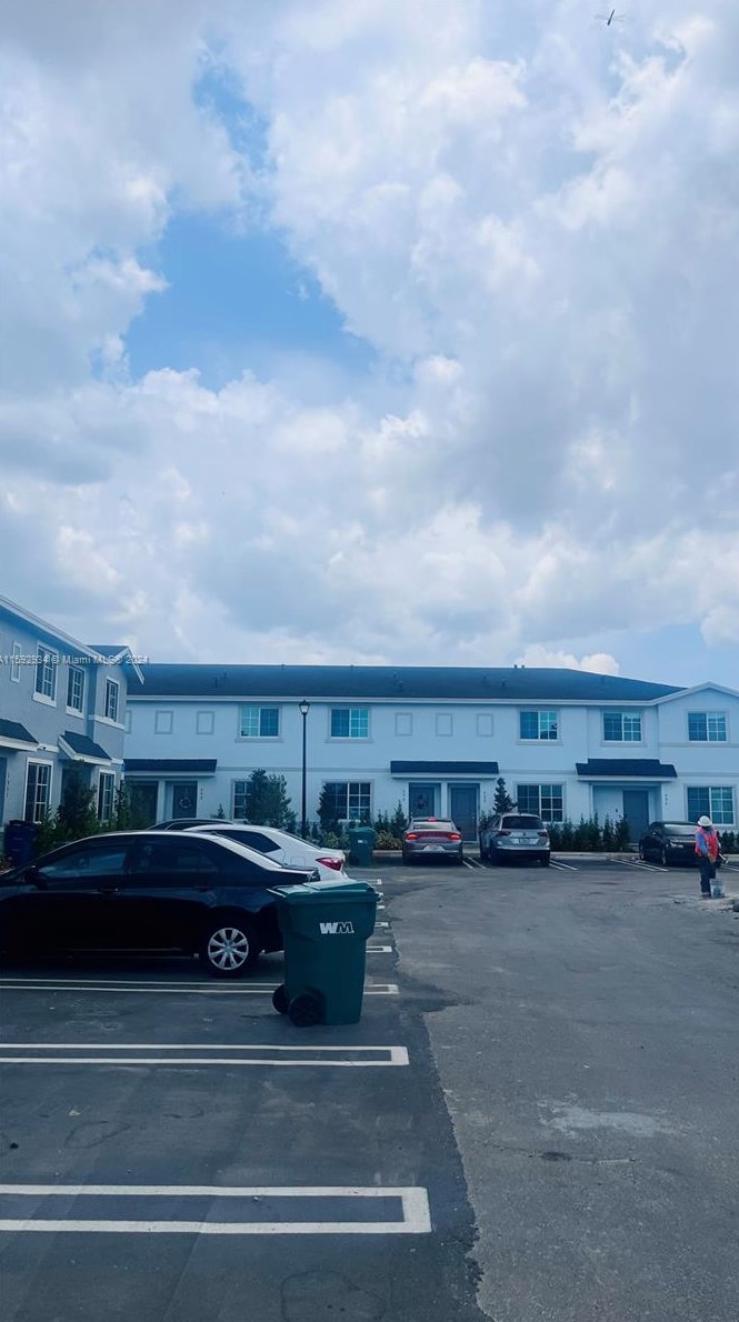 1065 4th Ter, Homestead, FL 33034-3158