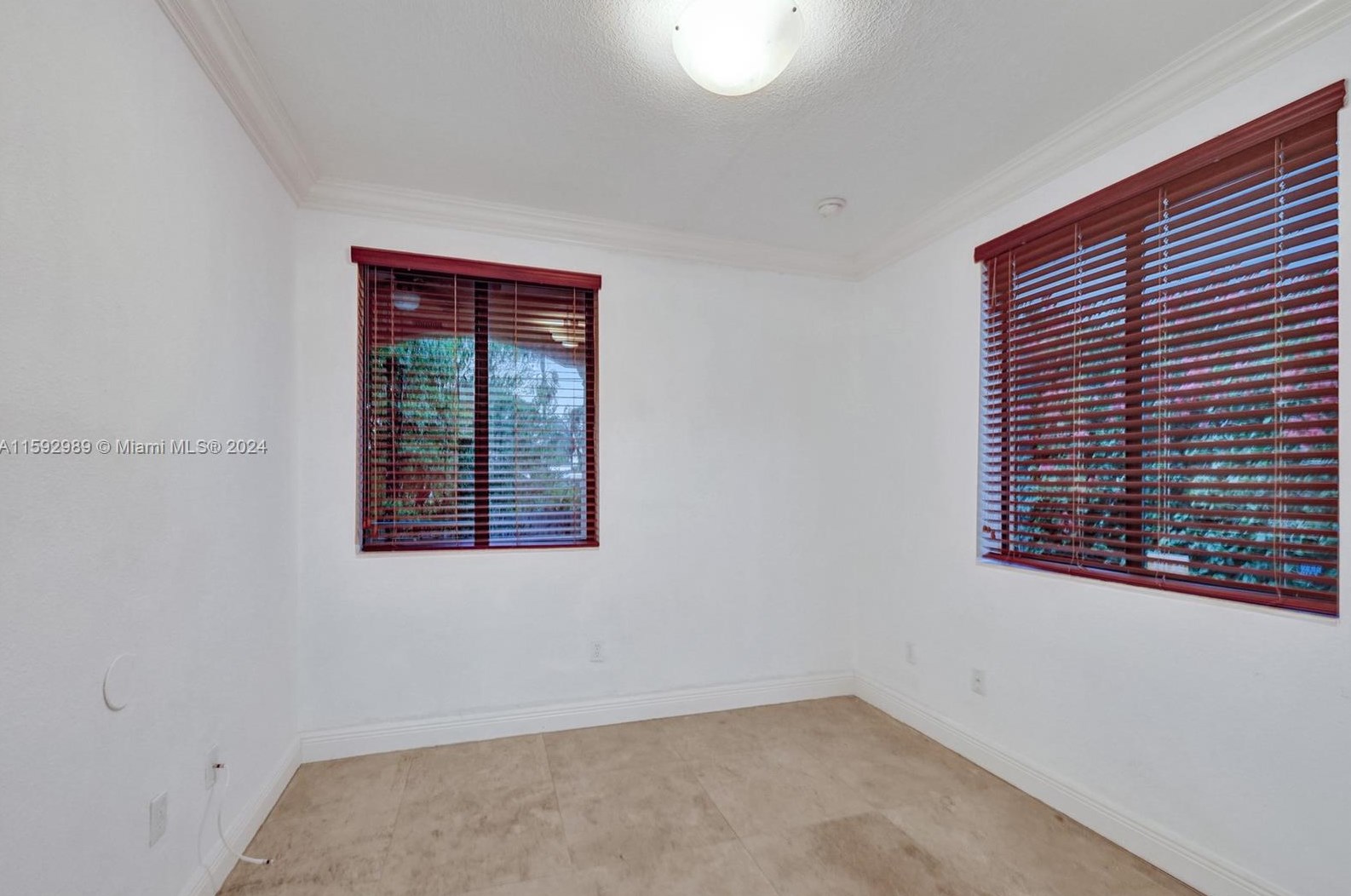 1411 Normandy Dr, Miami FL 33141-3614 exterior