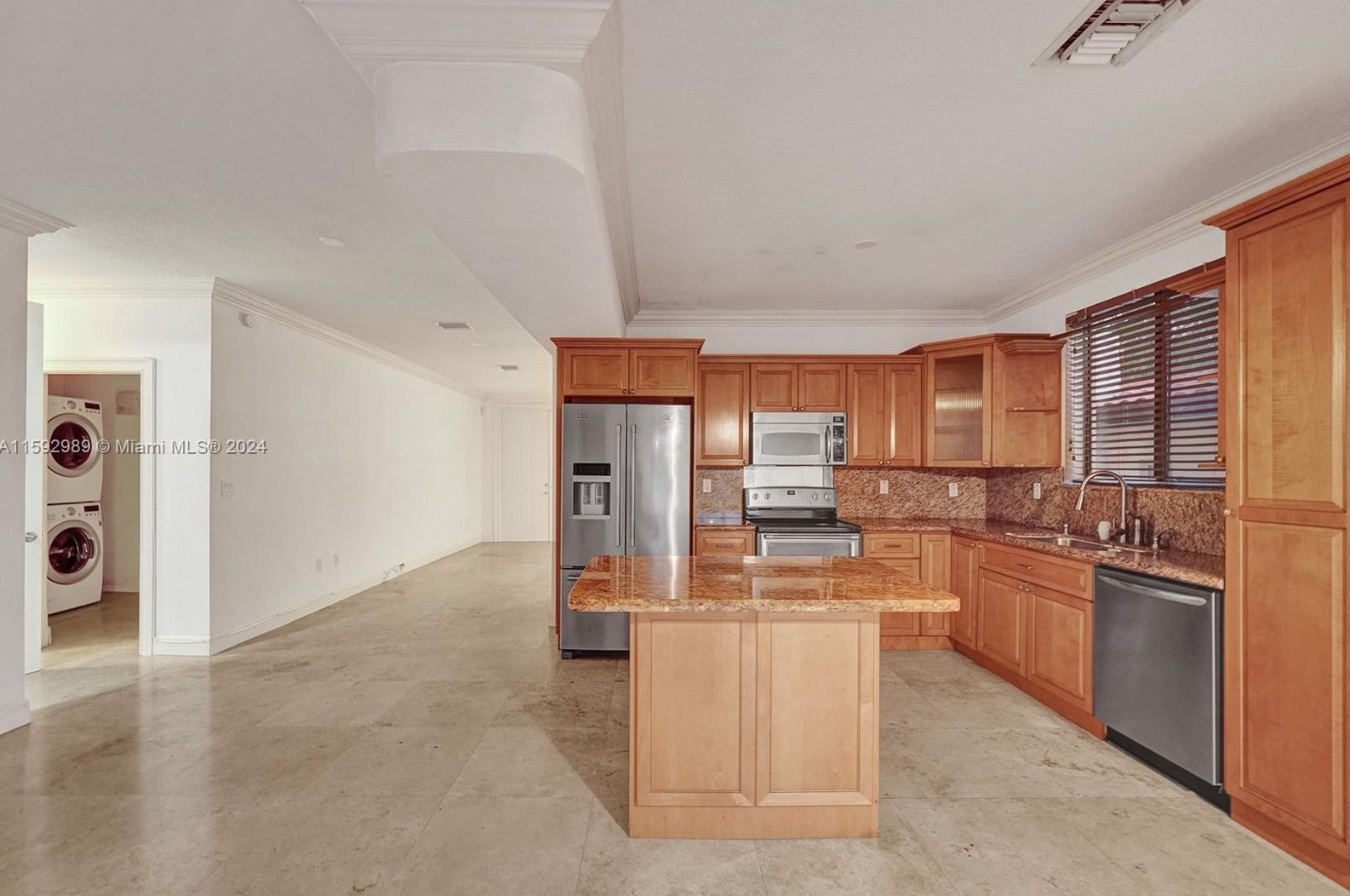 1411 Normandy Dr, Miami FL 33141-3614 exterior