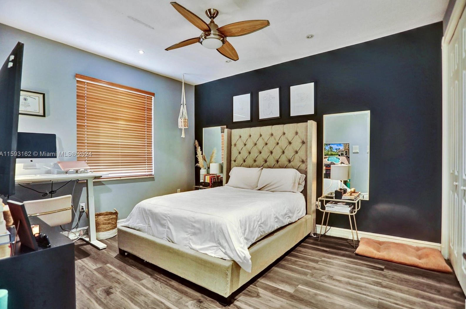 1261 137 Ave, Hollywood FL 33027-5905 exterior