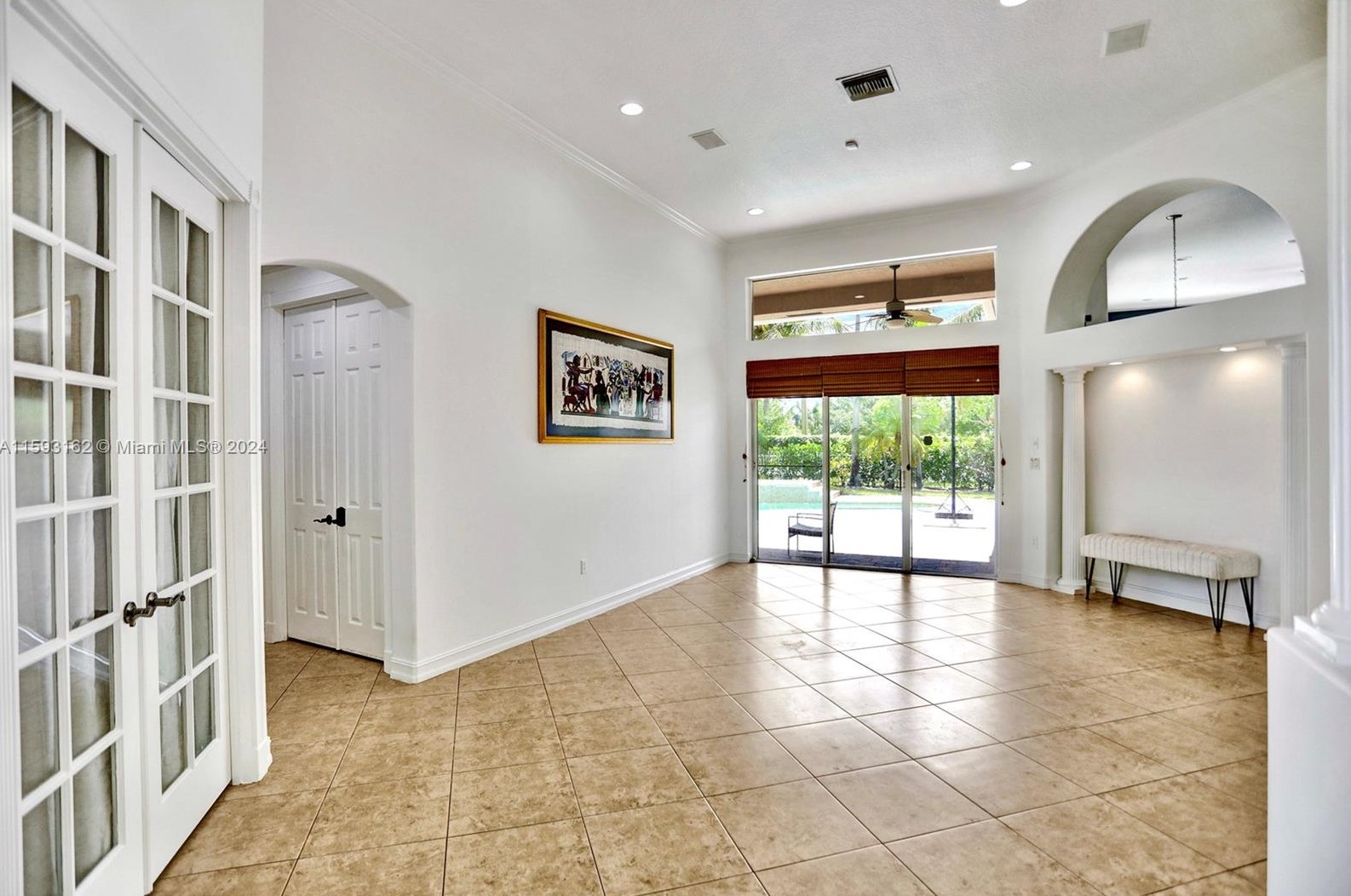 1261 137 Ave, Hollywood FL 33027-5905 exterior