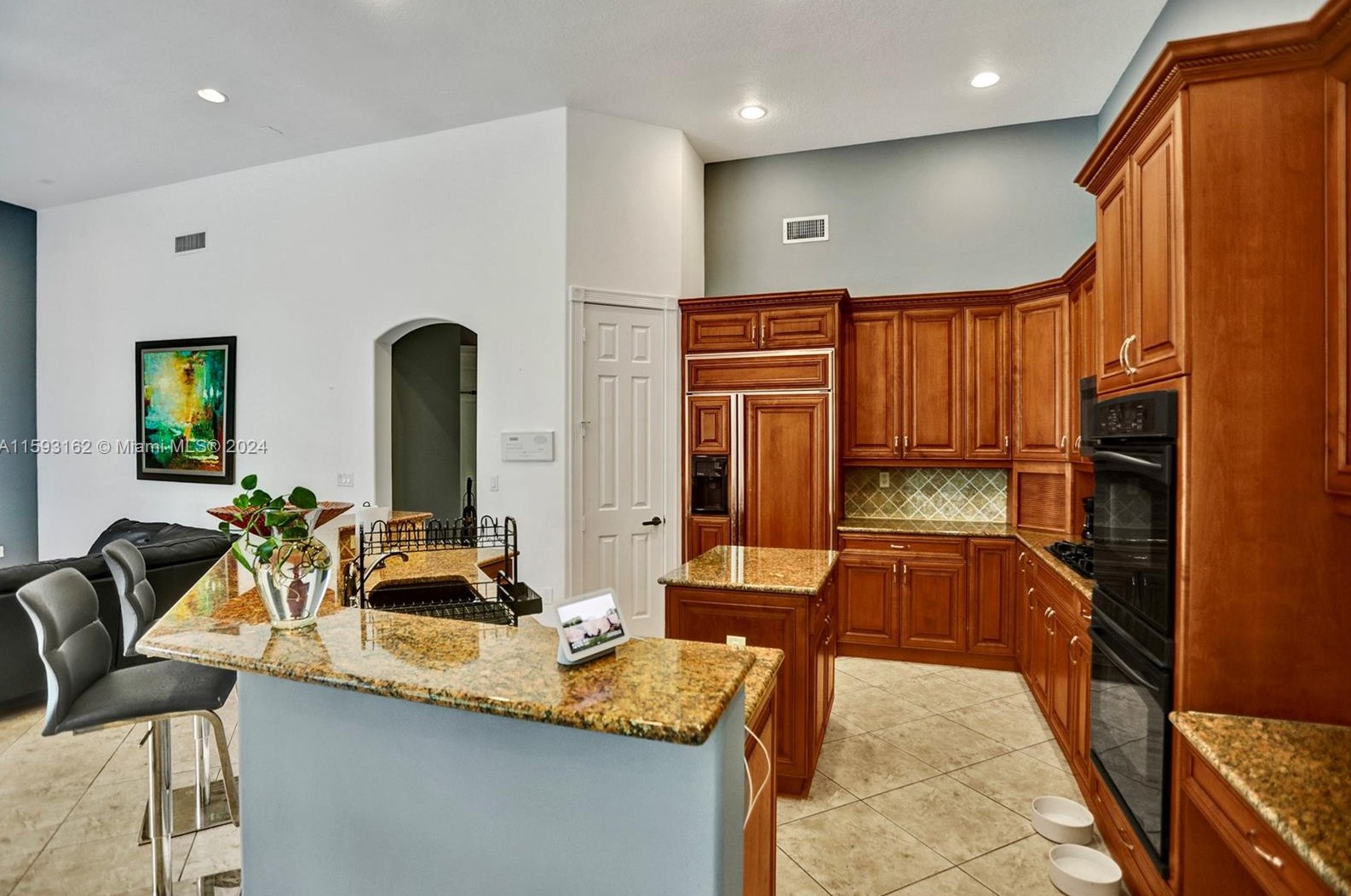 1261 137 Ave, Hollywood FL 33027-5905 exterior