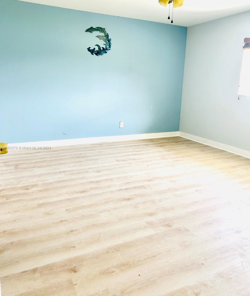 1211 10 St, Cape Coral FL  33909-1571 exterior