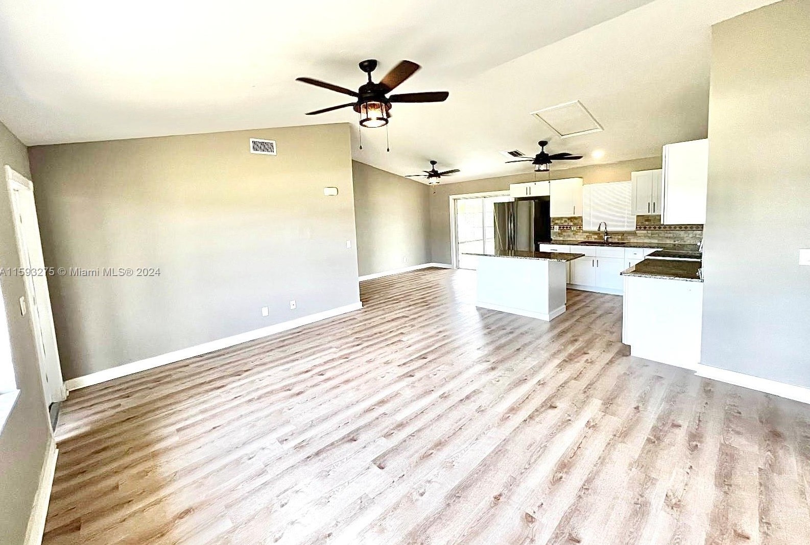 1211 10 St, Cape Coral FL  33909-1571 exterior