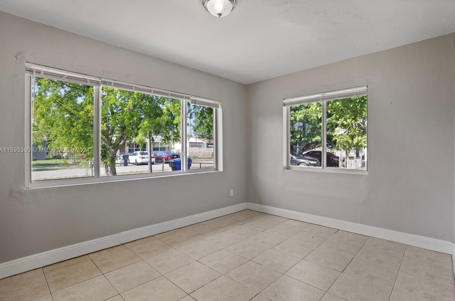 2114 Wiley Ct, Hollywood, FL 33020-6267