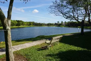 1945 Marsh Harbor Dr, Riviera Beach, FL 33404 - Photo 38