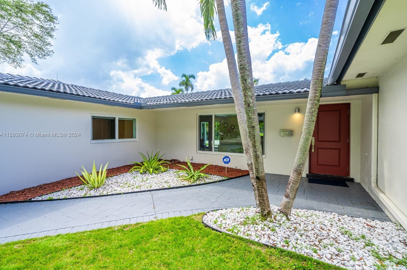 6341 Lake June Rd, Hialeah, FL 33014