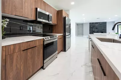 2308 SE 18 St, Fort Lauderdale, FL 33316 - Photo 18