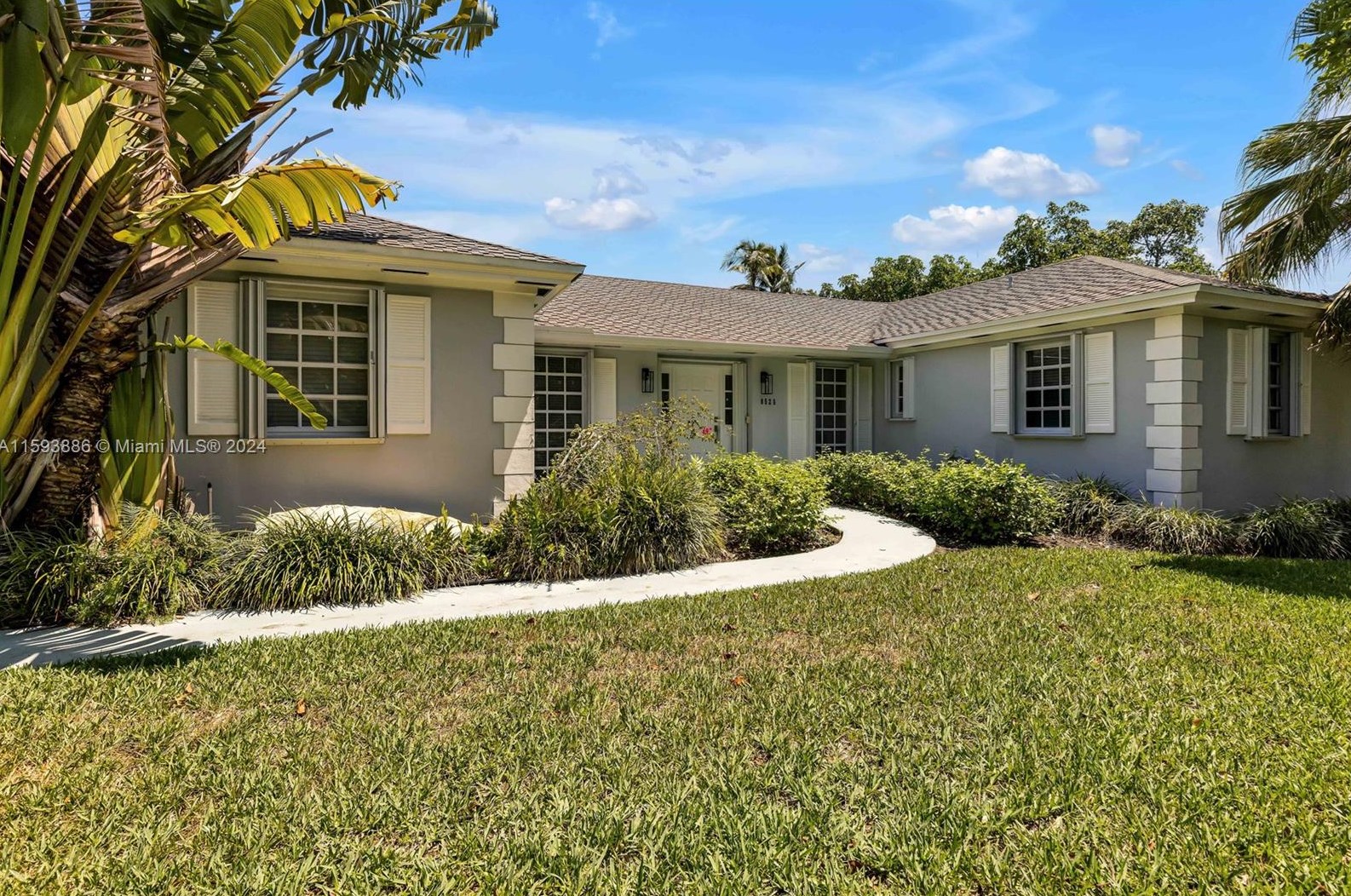 8525 148th Terrace Rd, Miami, FL 33158-6315