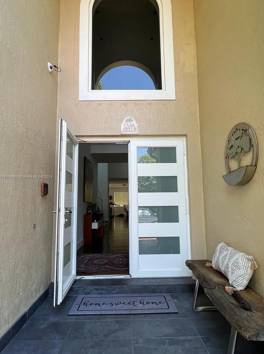 4571 96th Pl, Miami, FL 33178-2099
