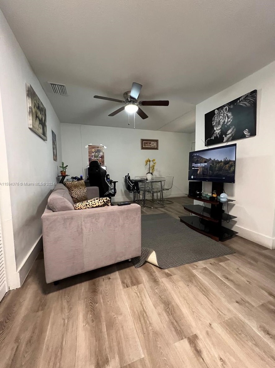 50 28th St, Hialeah FL  33010-1712 exterior