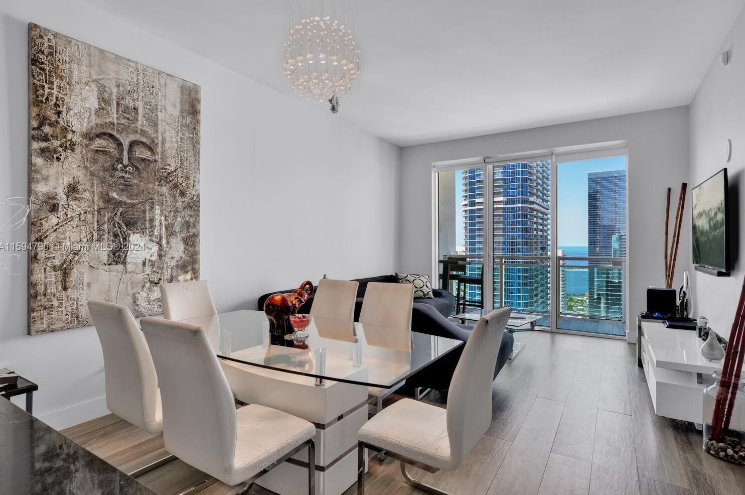 950 Brickell Bay Dr #4203, Miami, FL 33131