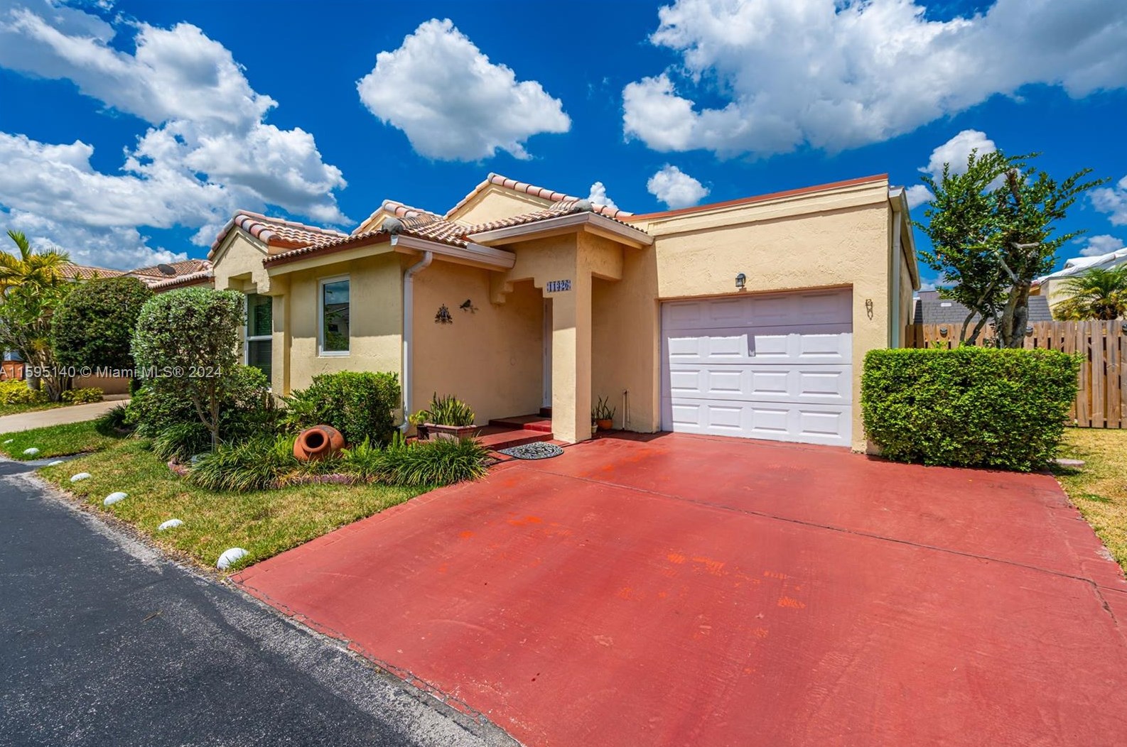 11326 158th Ct, Miami, FL 33196-3132