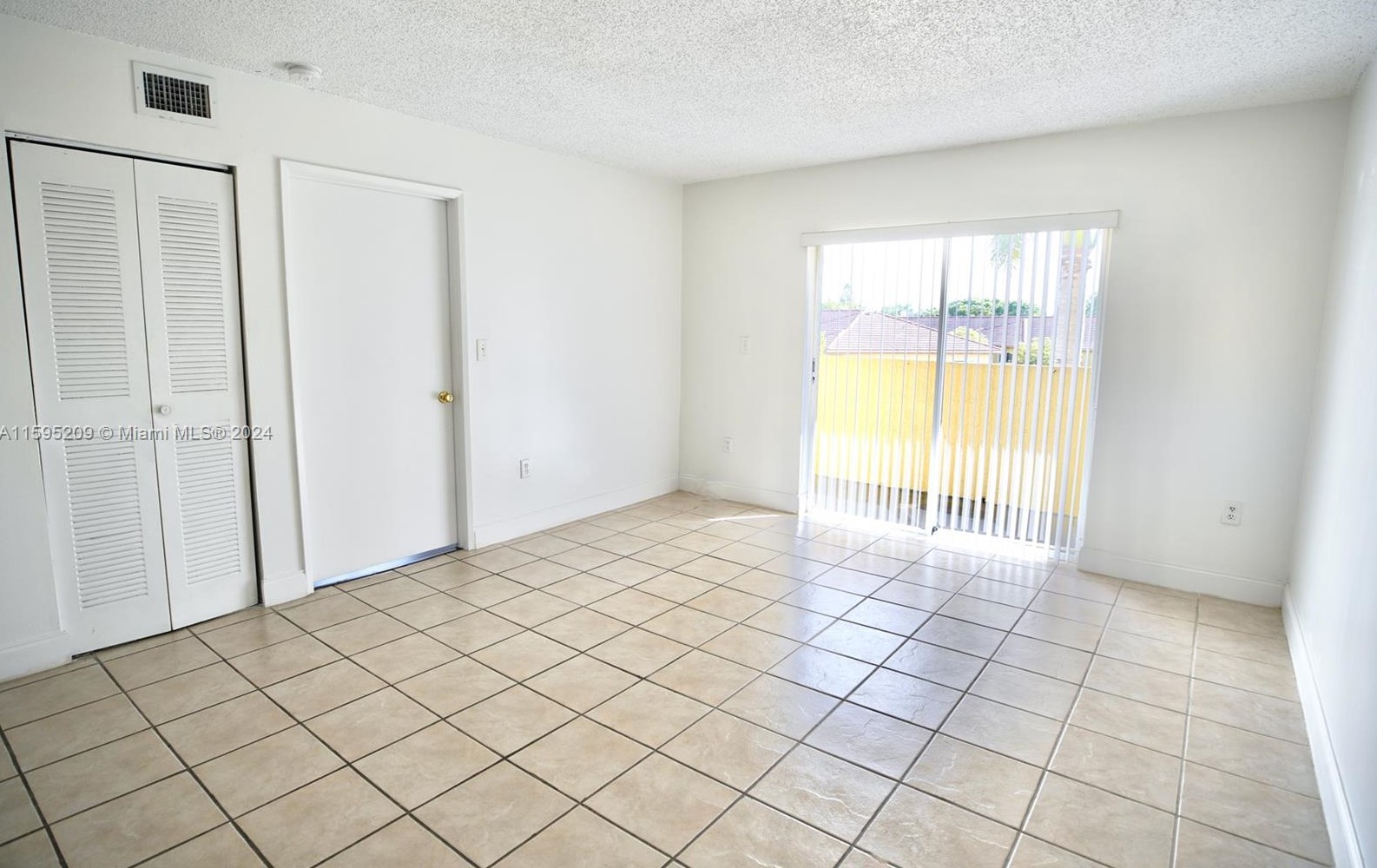 14931 Sw 82nd Ln #18-401, Miami, FL