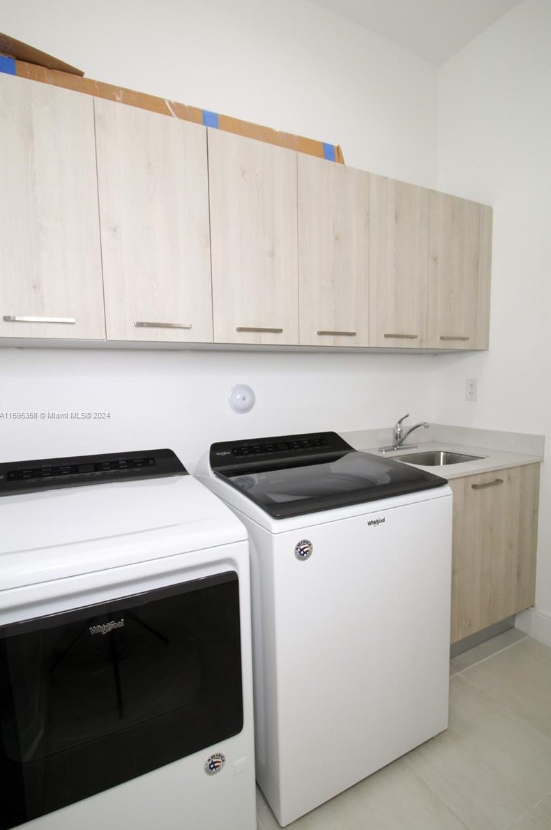 8208 44 Ter, Miami FL 33185 exterior