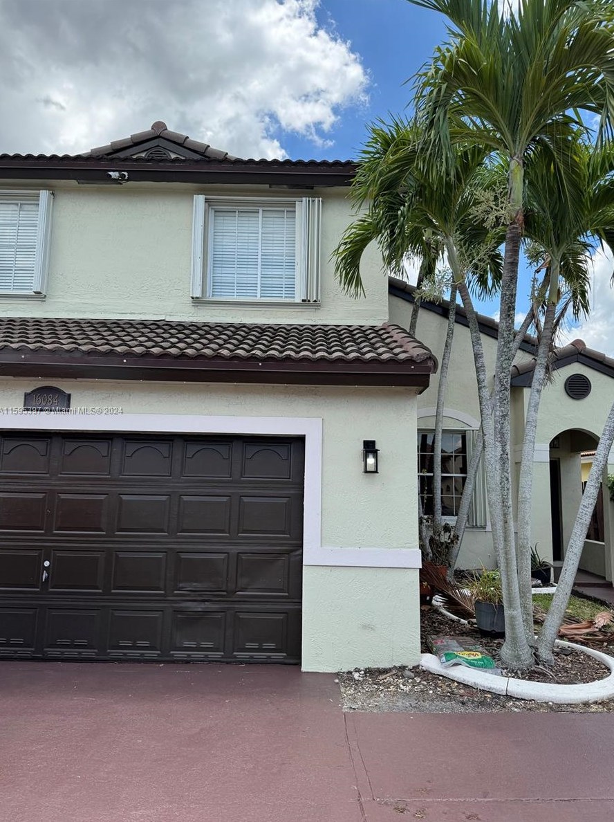 16084 86th Ter, Miami, FL 33193-3073