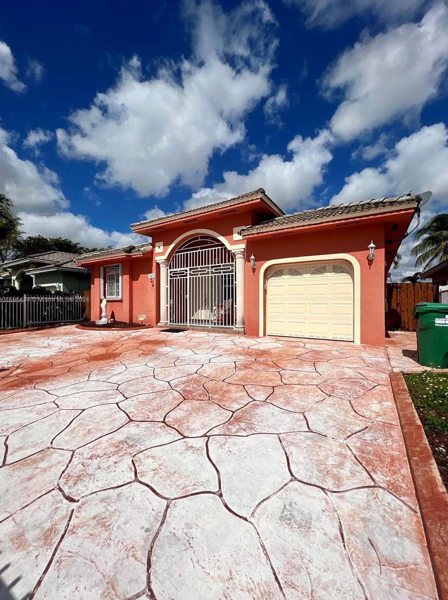14623 181st Ter, Miami, FL 33177-2816