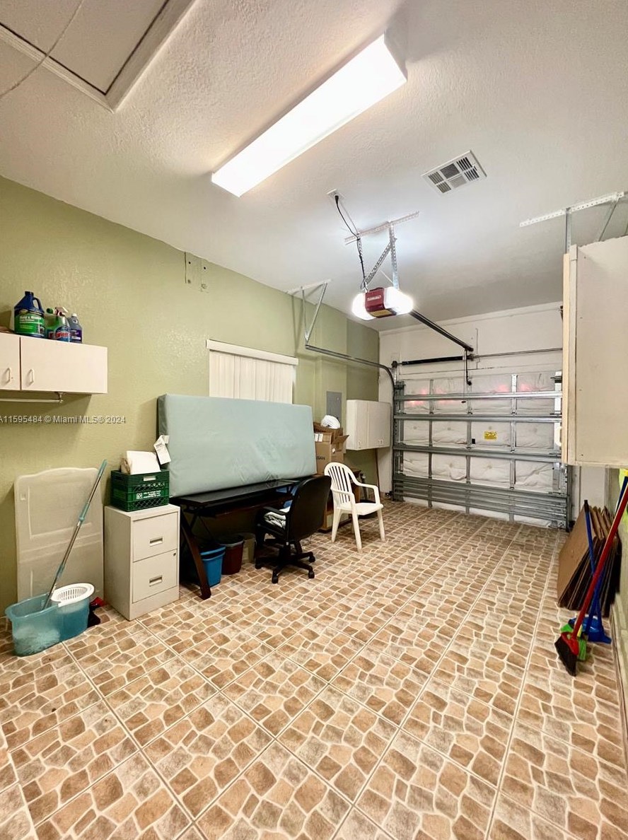 14623 181 Ter, Miami FL 33157-4992 exterior