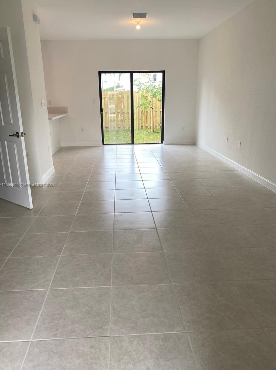 12742 230th Ter, Miami, FL 33170-7620