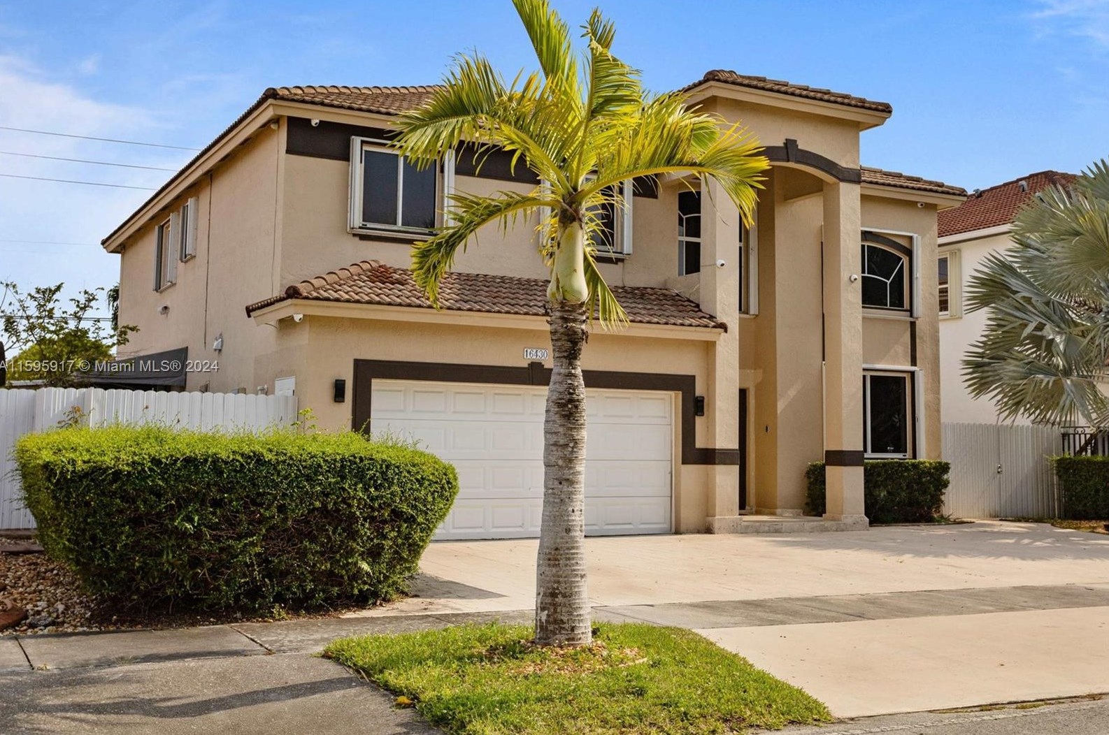 16430 55th Ter, Miami, FL 33185-5111