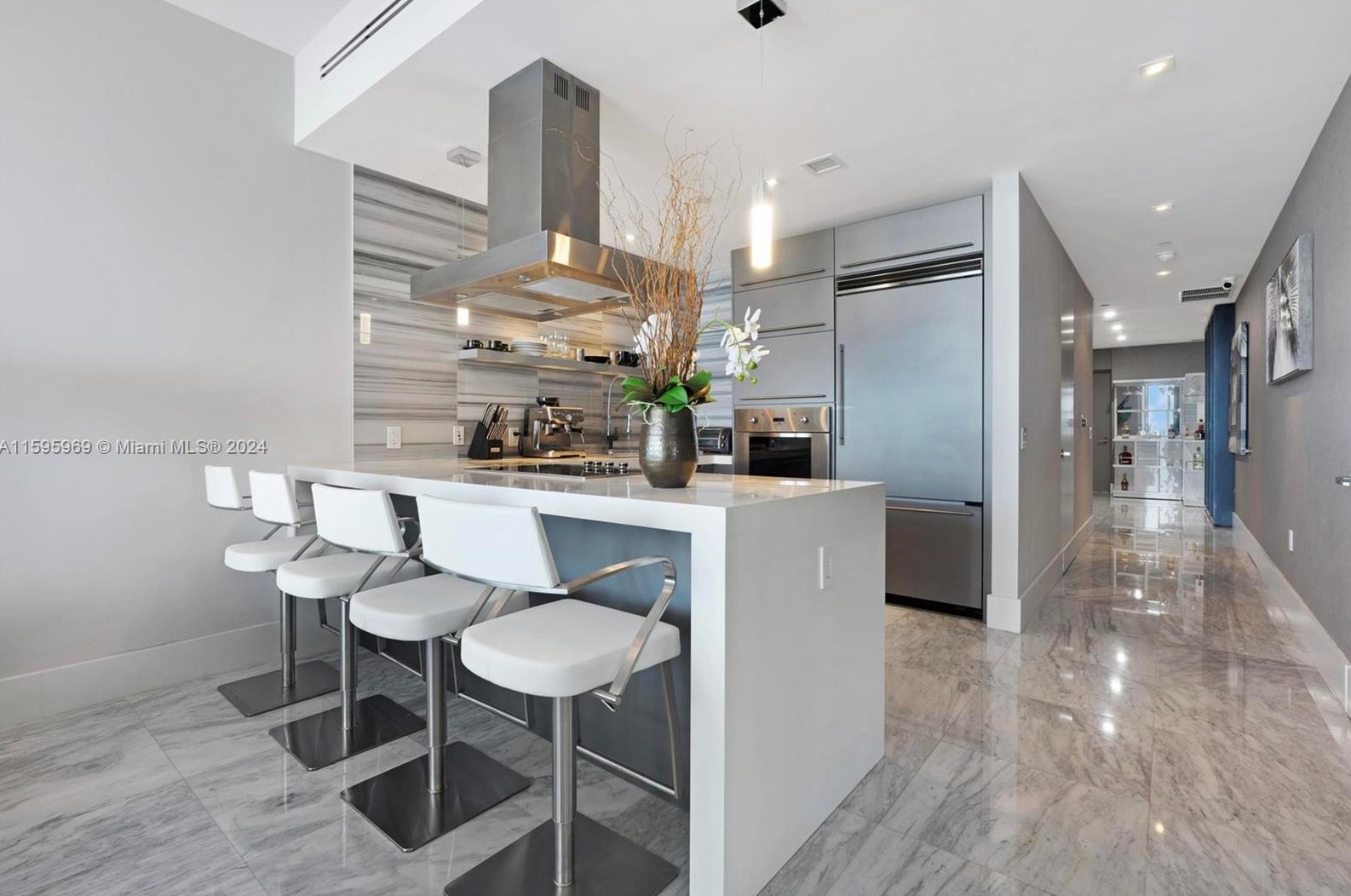 1100 Biscayne Blvd #5904, Miami, FL 33132