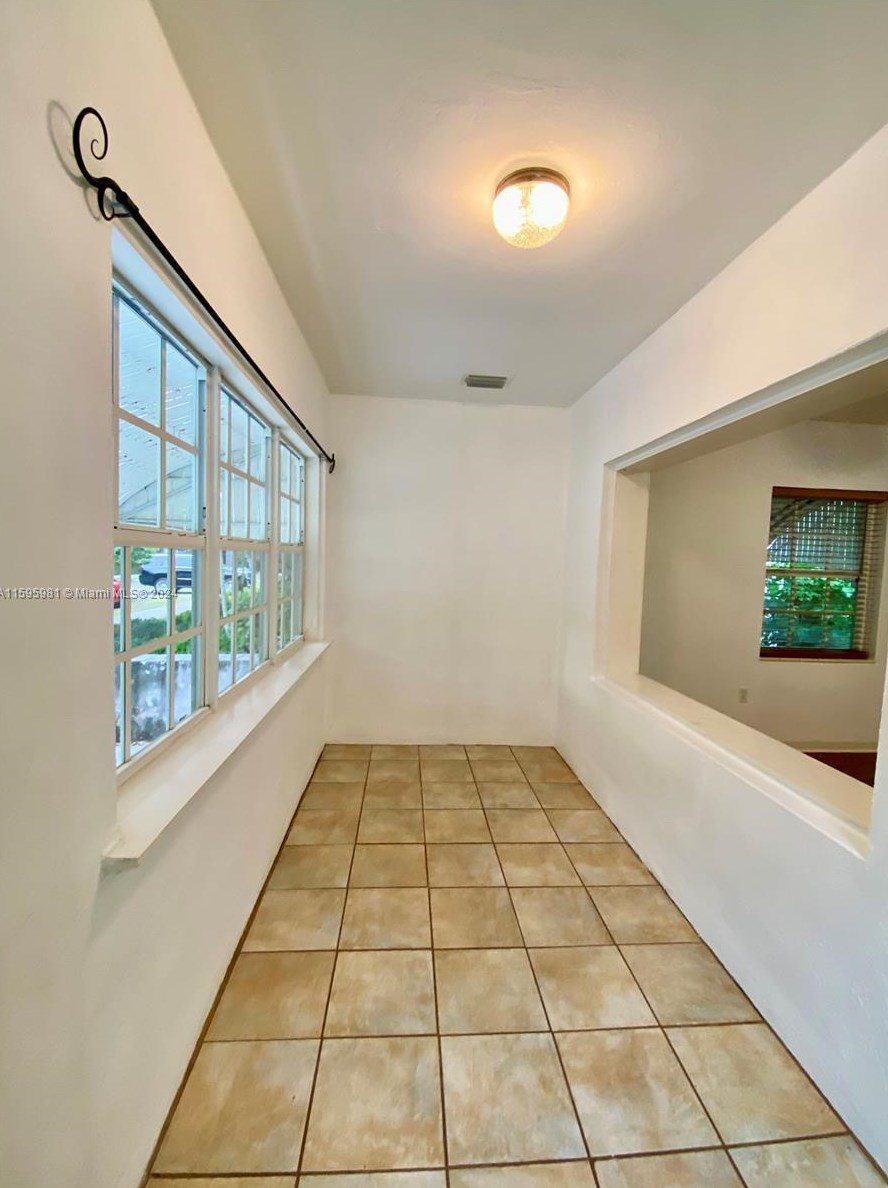 2613 Inagua Ave, Miami, FL 33133