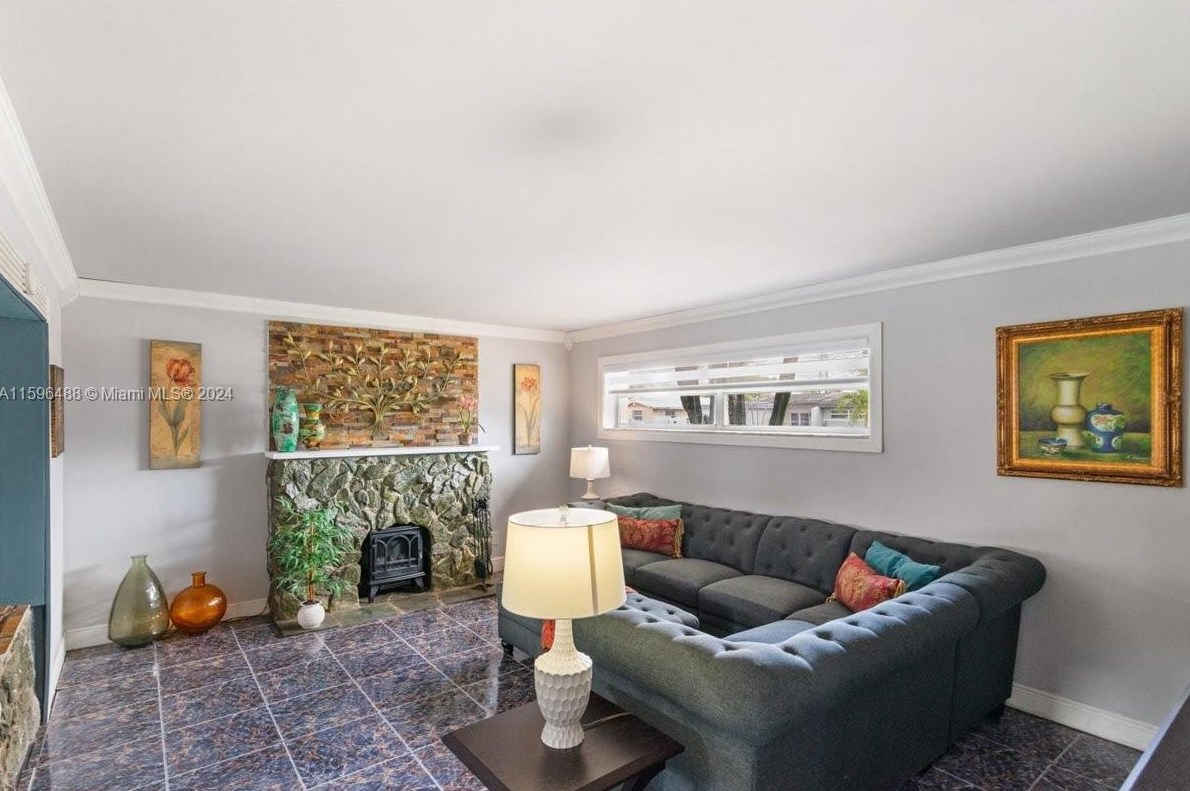 11230 181 St, Miami FL  33056-3400 exterior