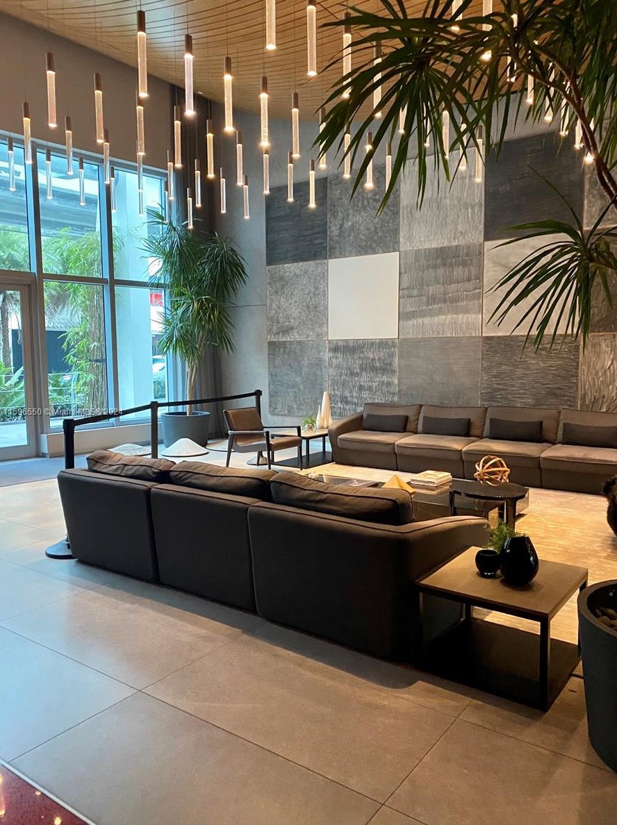 1100 S Miami Ave #2804, Miami, FL