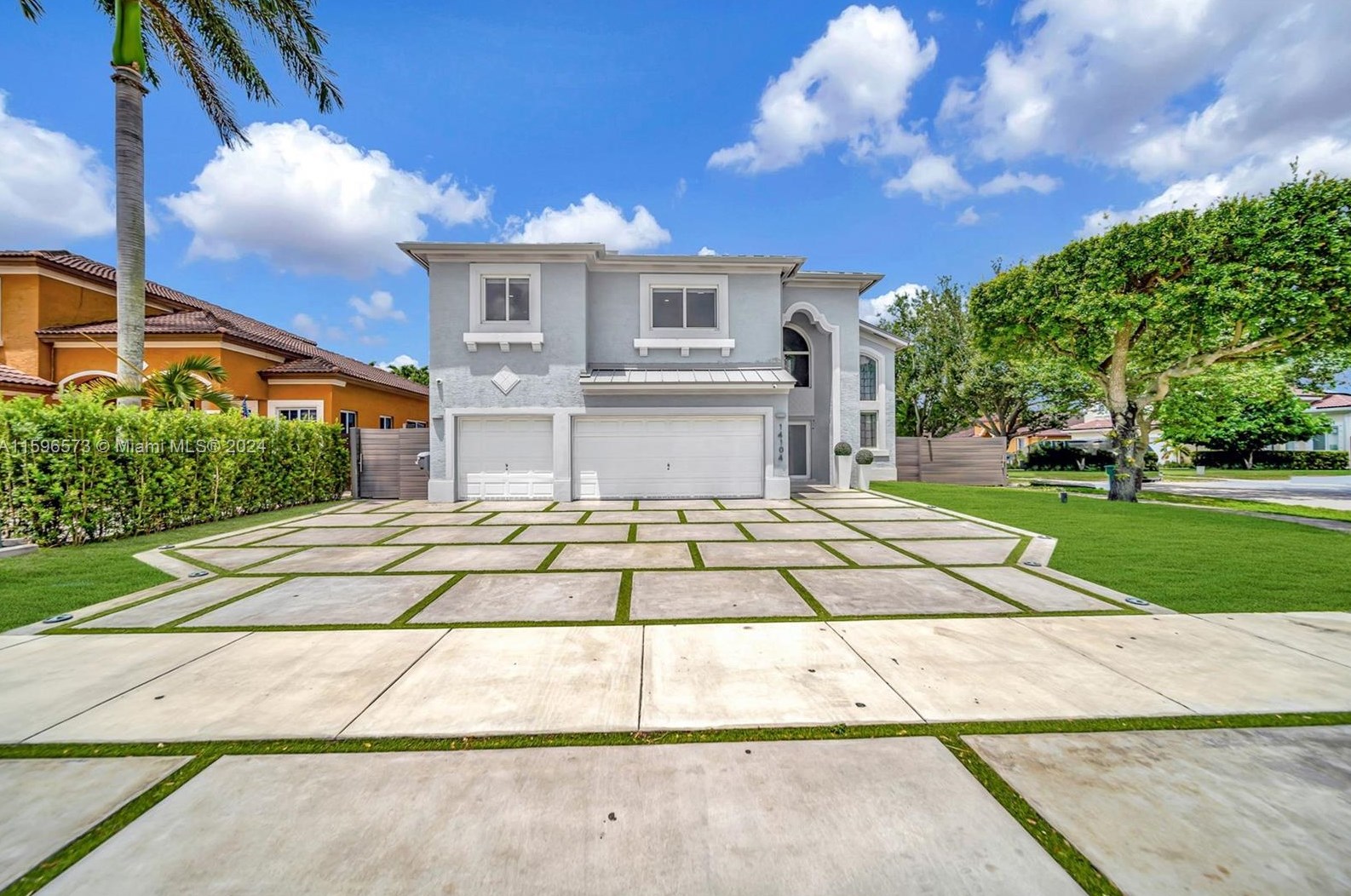 14104 158th Ct, Miami, FL 33196-6756