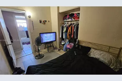 155 NW 30th Ter, Fort Lauderdale, FL 33311 - Photo 10