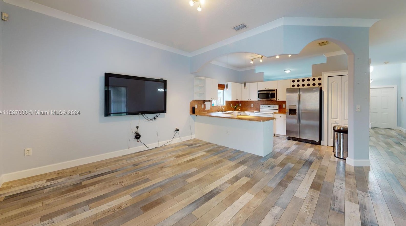 16266 54 Ter, Miami FL  33155-6210 exterior