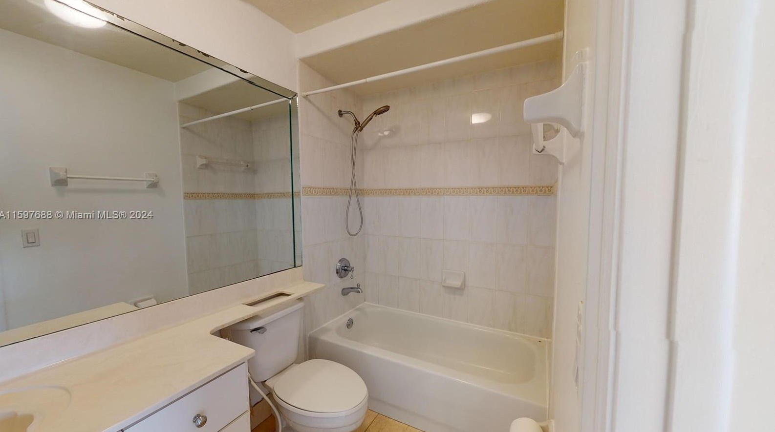 16266 54 Ter, Miami FL  33155-6210 exterior