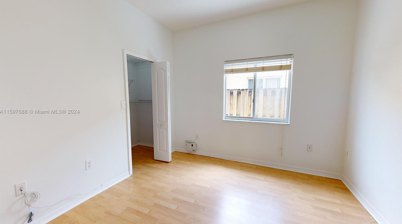 16266 54 Ter, Miami FL  33155-6210 exterior