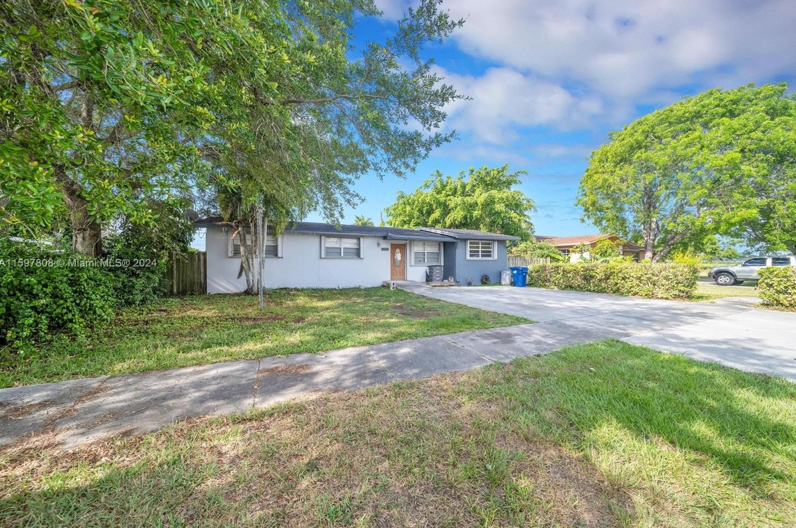 18960 310th St, Homestead, FL 33030-3803