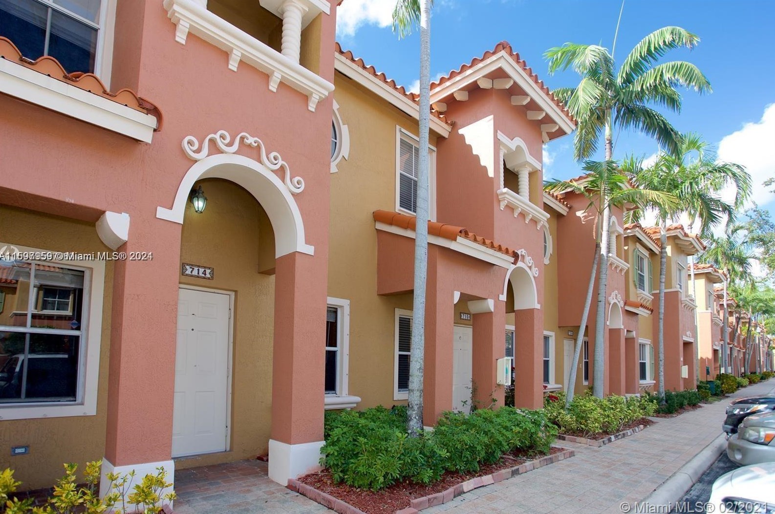 746 107th Ave, Hollywood, FL 33026-4072