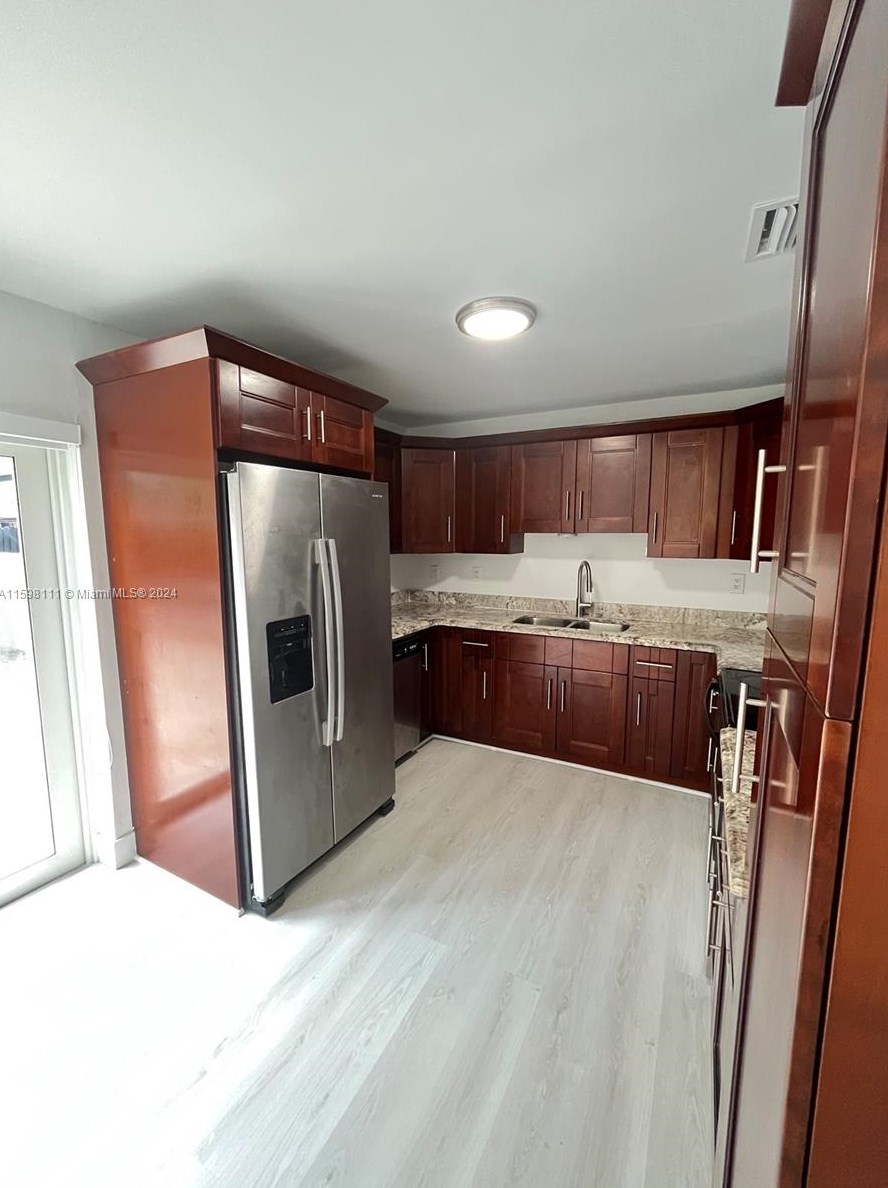 15543 137 Pl, Miami FL 33177-6417 exterior