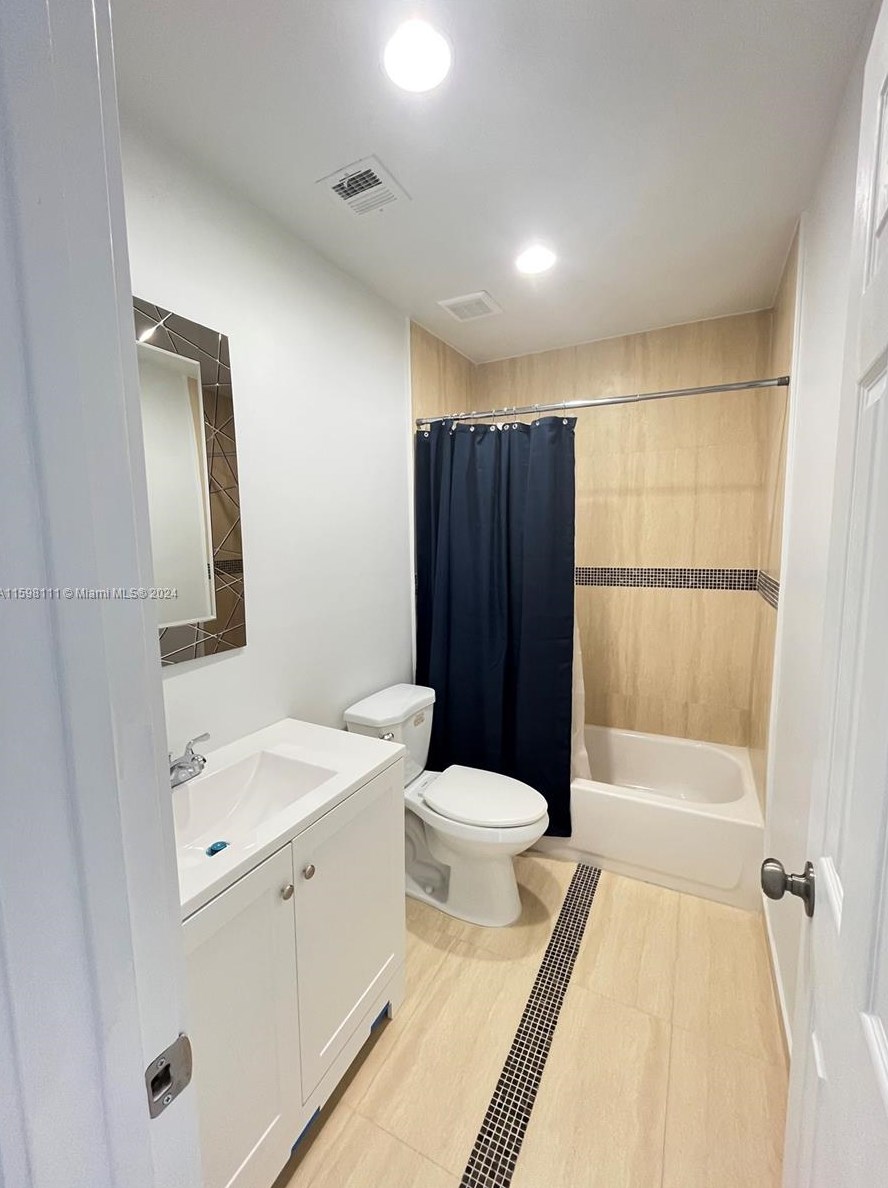 15543 137 Pl, Miami FL 33177-6417 exterior