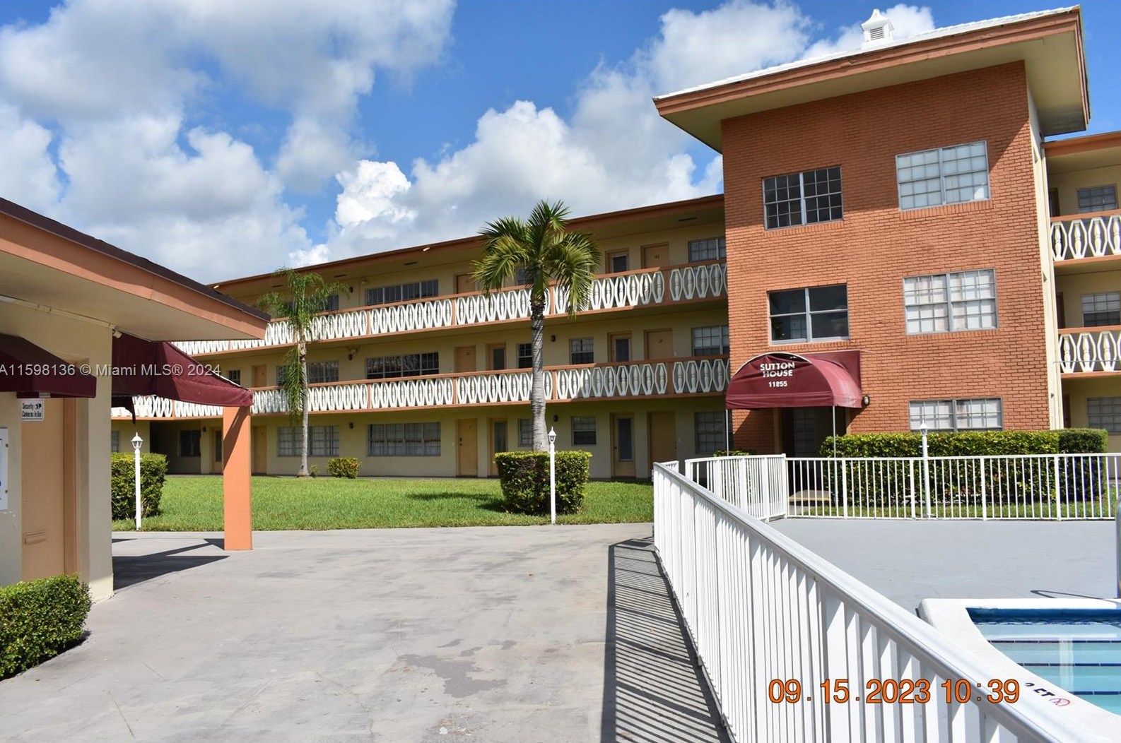 1855 Ne 121st St #17, Miami, FL 33181