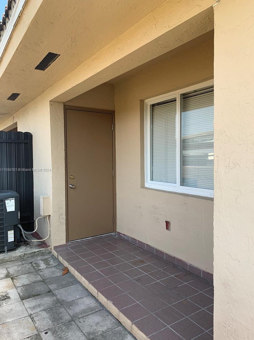 3610 87th Pl, Miami, FL 33165-4320