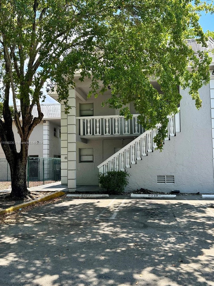 17255 Sw 95th Ave #222, Miami, FL 33157