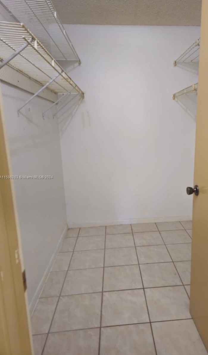 8004 149th Ave, Miami FL 33193-3145 exterior