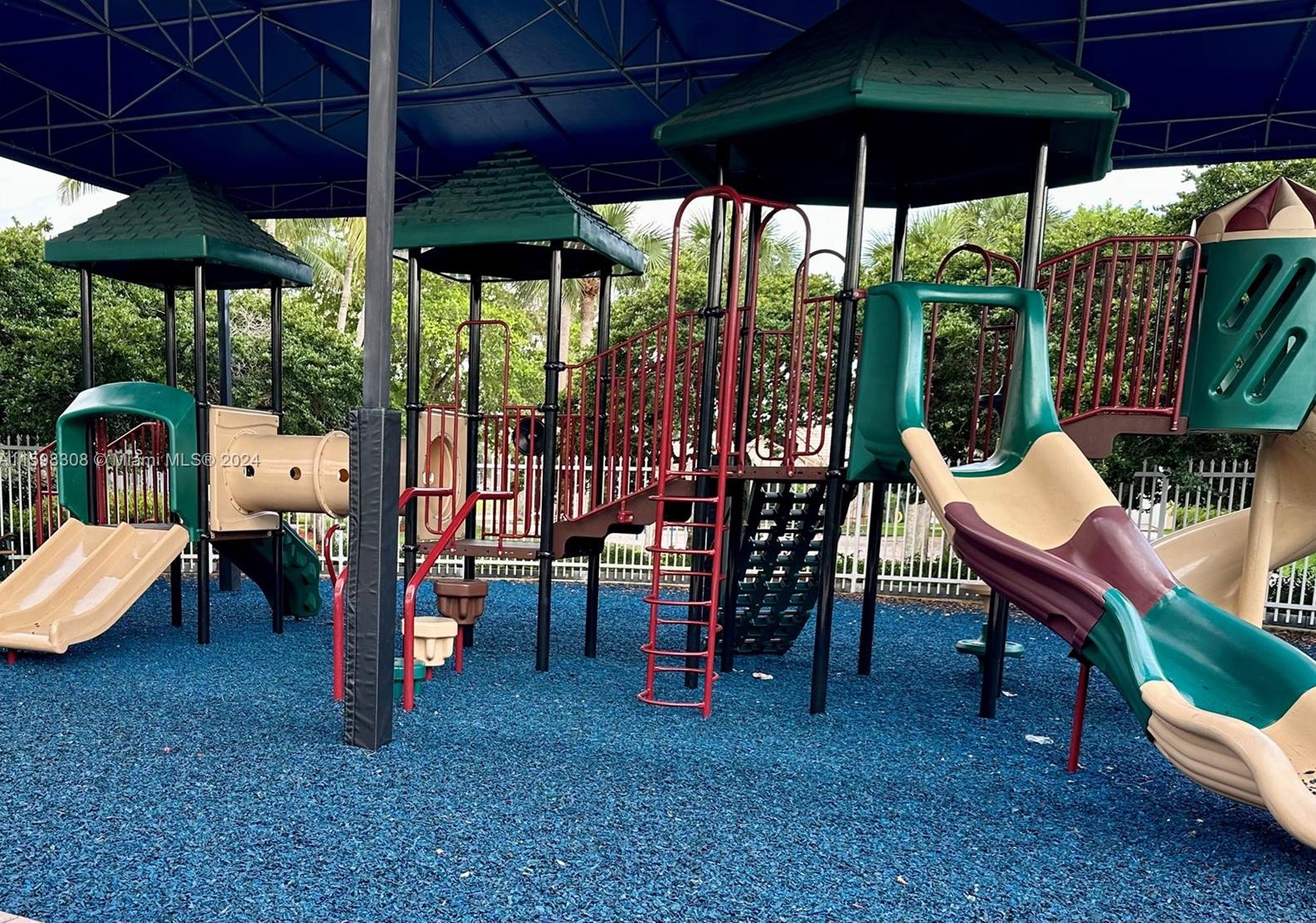 661 170th Ter, Hollywood FL  33028-2115 exterior