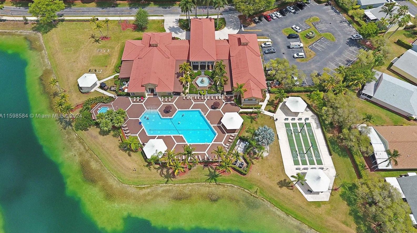 625 19th Dr, Homestead, FL 33033-5244