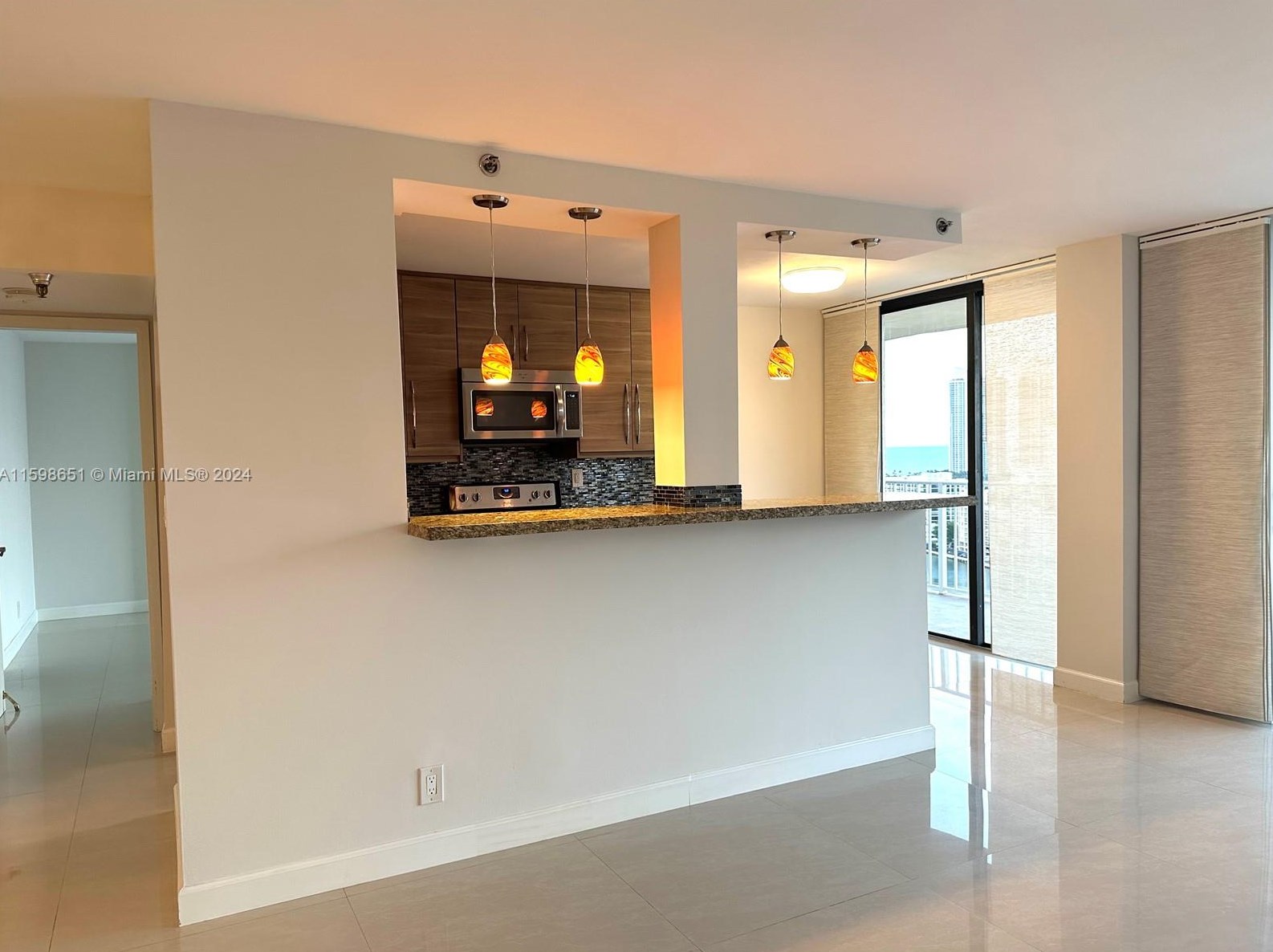290 174th #2417, Miami, FL 33160