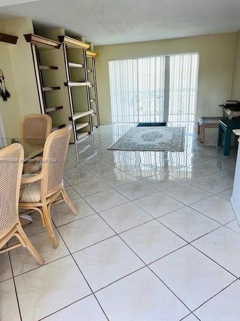 725 Lori Dr #308, Lake Worth, FL 33461